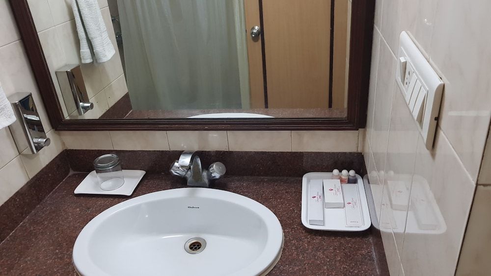 Hotel Sriyash Regency Executive Room 10