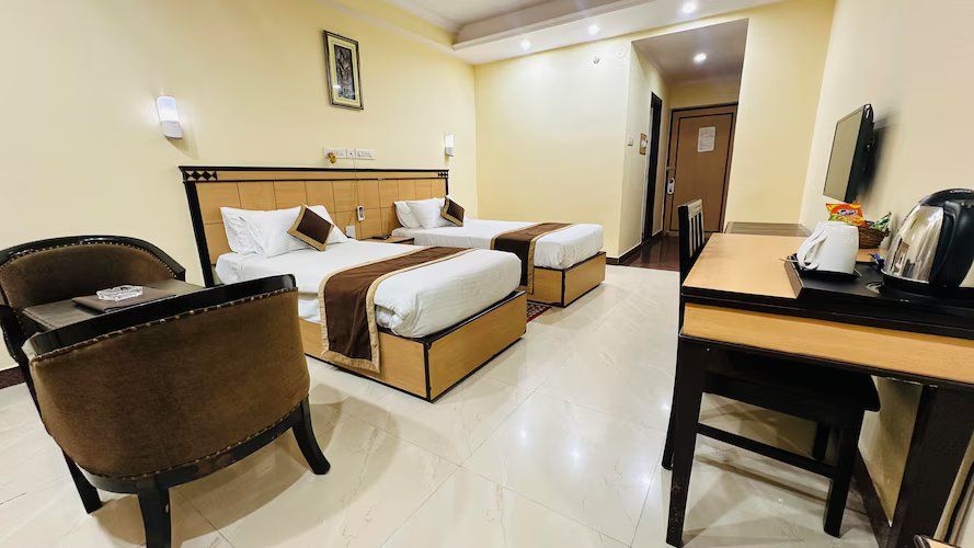 Hotel Sriyash Regency Executive Room 2