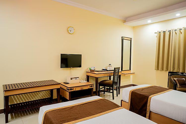 Hotel Sriyash Regency Executive Room 12