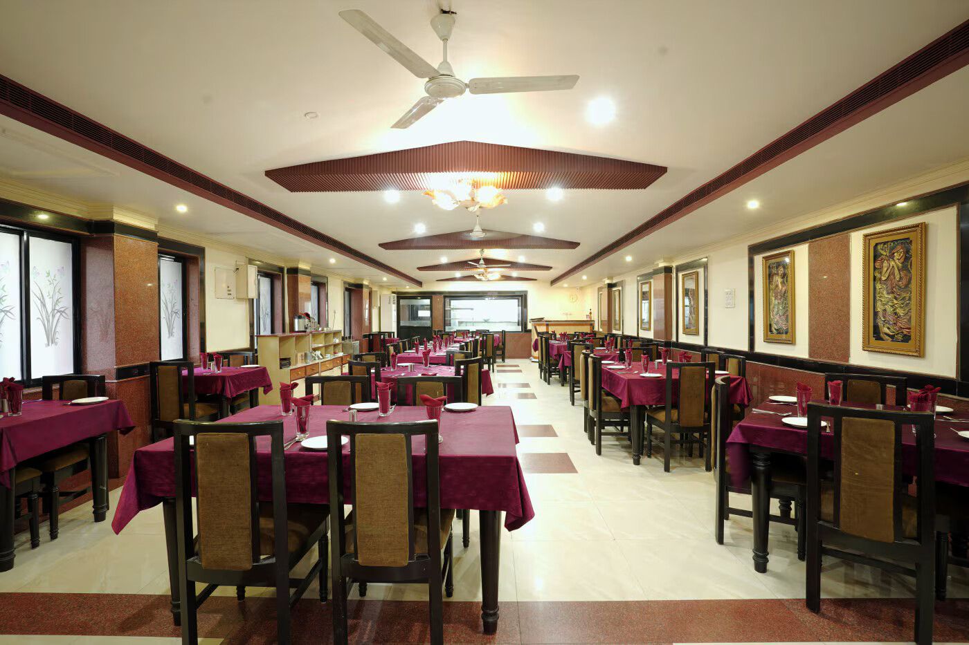 Food & Dining