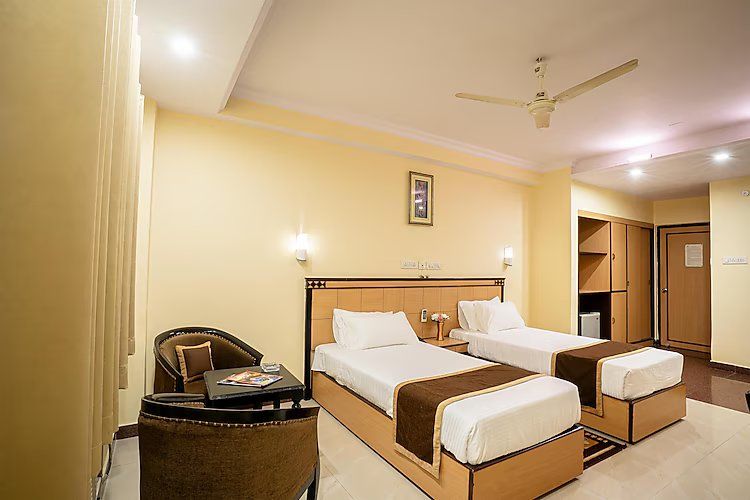 Hotel Sriyash Regency Executive Room 6