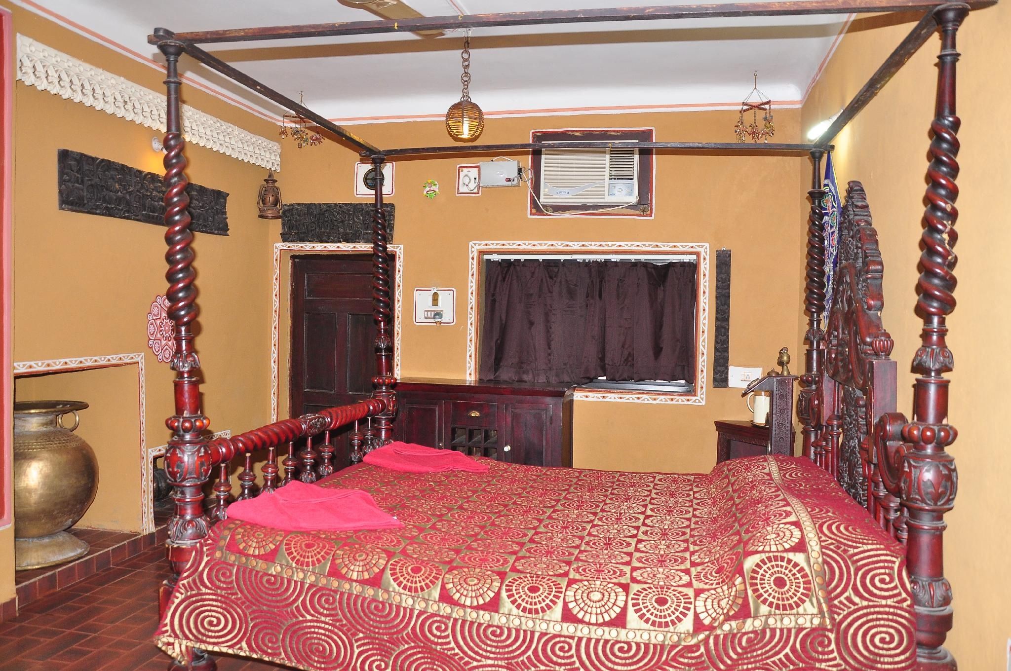 Superior Cottage