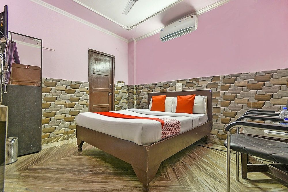 Hotel Him Sagar Palace Double or Twin Room