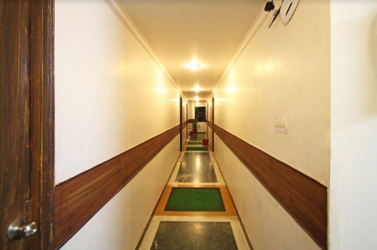 undefined Jai Guru Hotel 4