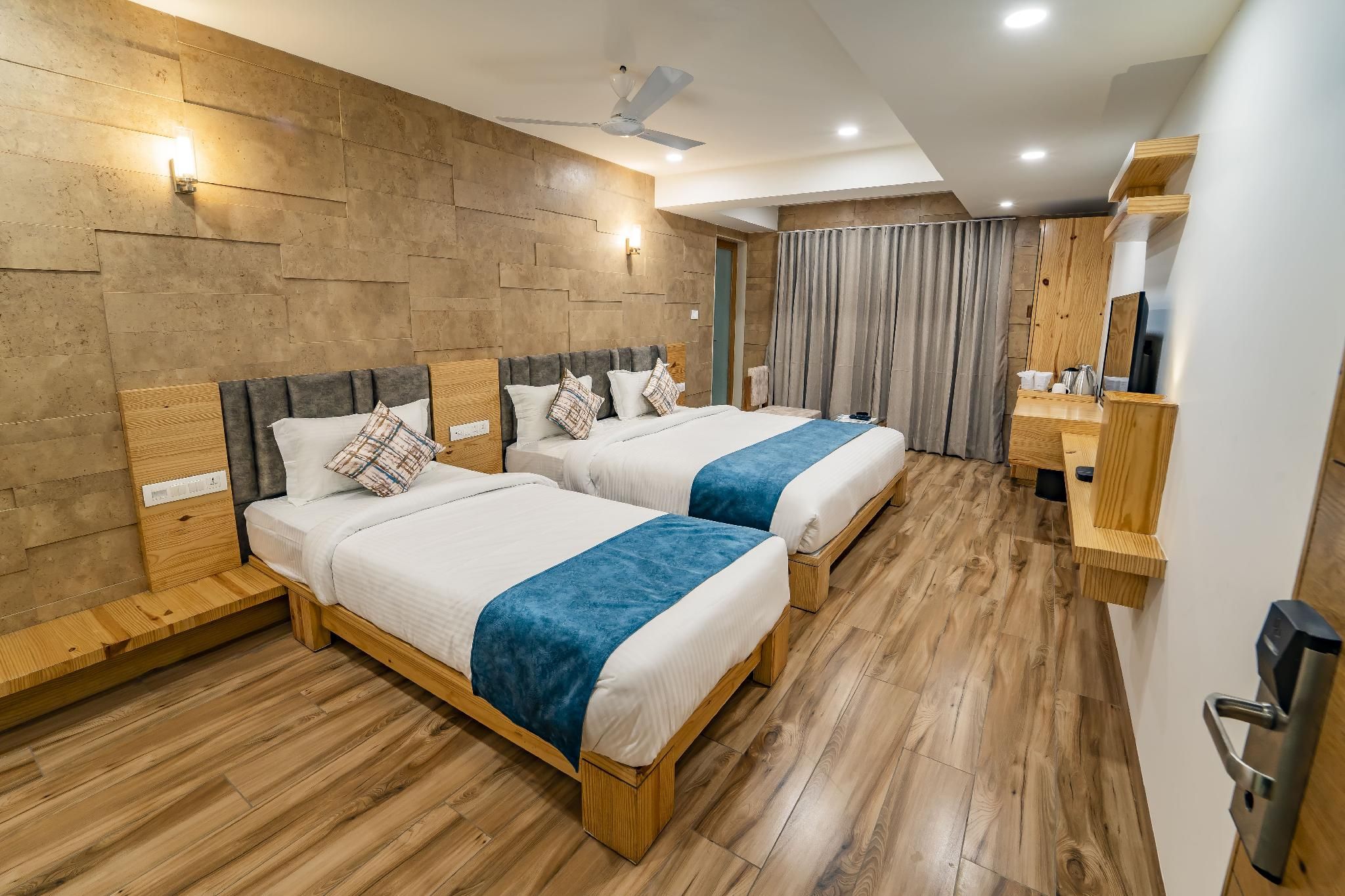 Hotel Pleasant Lake Triple Superior