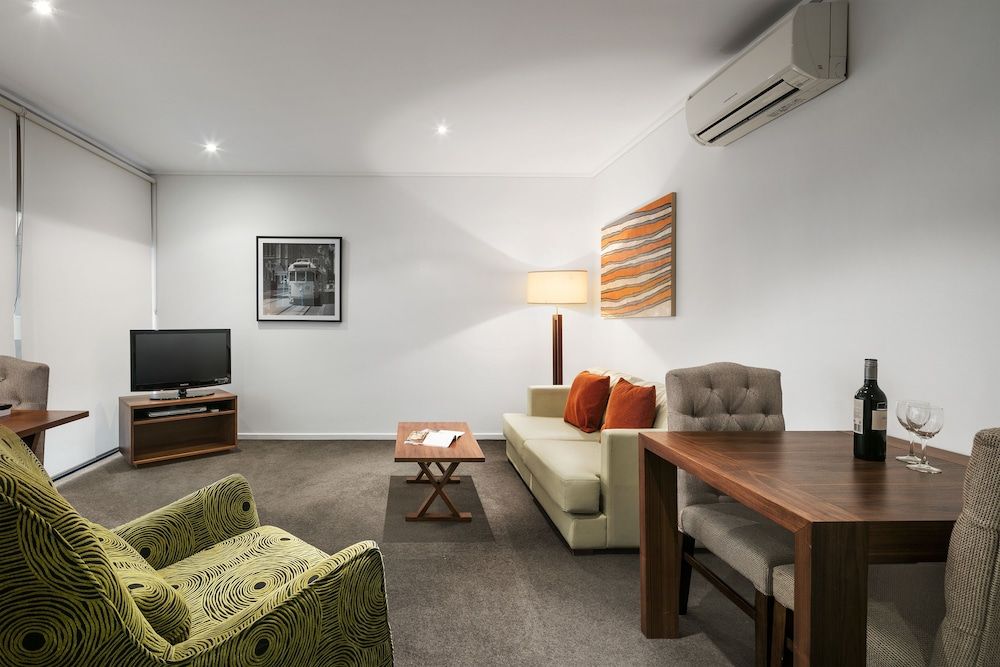 Quest Jolimont One Bedroom Apartment 3