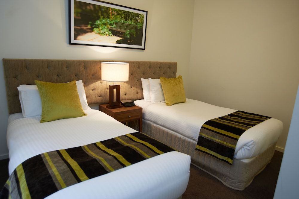 Quest Jolimont Two Bedroom Apartment 2