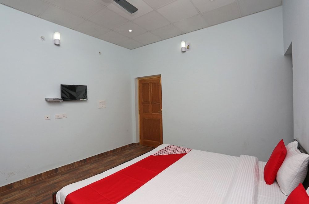 OYO 19775 Sunita Mount View Double or Twin Room 8