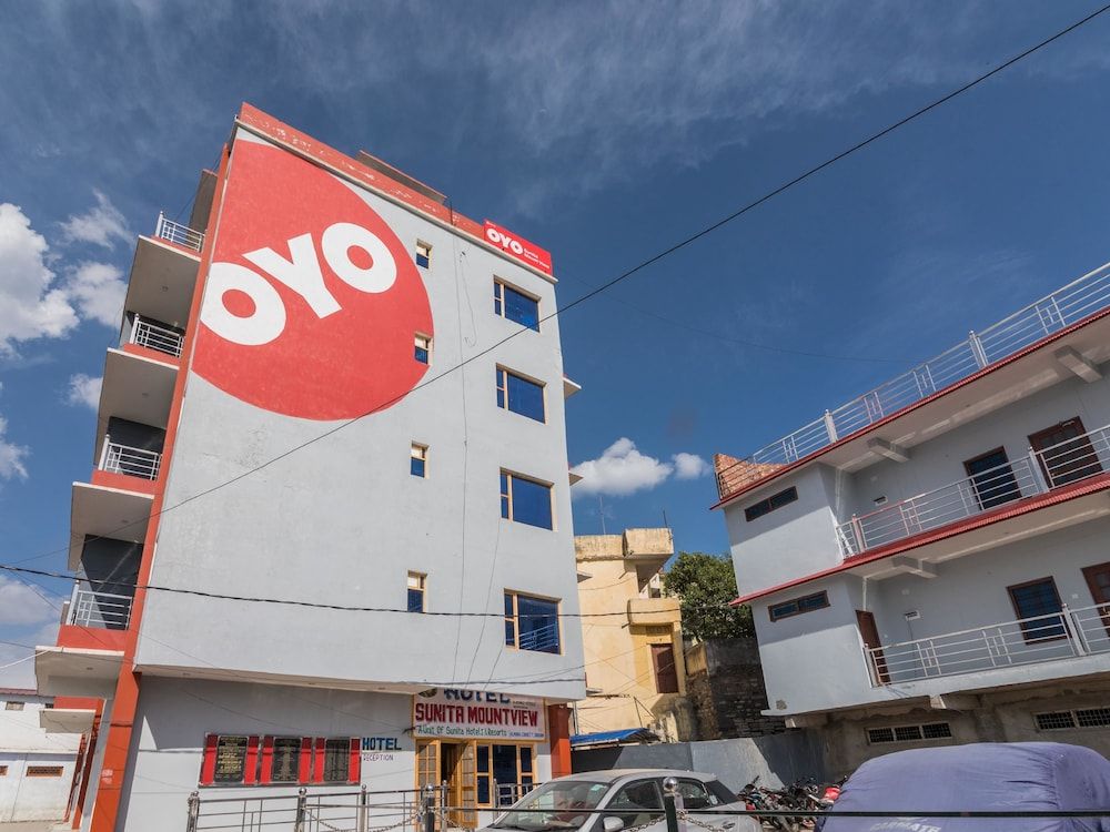 undefined OYO 19775 Sunita Mount View 3