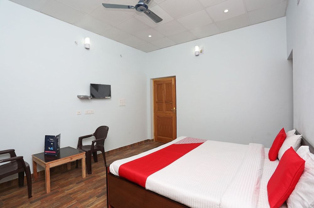 undefined OYO 19775 Sunita Mount View 10