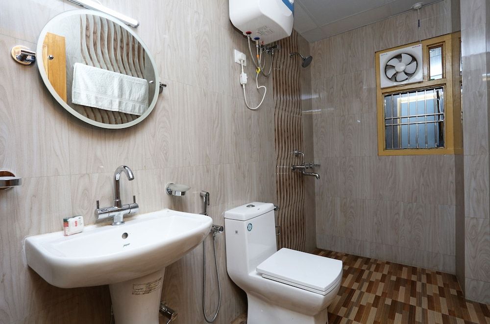 OYO 19775 Sunita Mount View Double or Twin Room 14