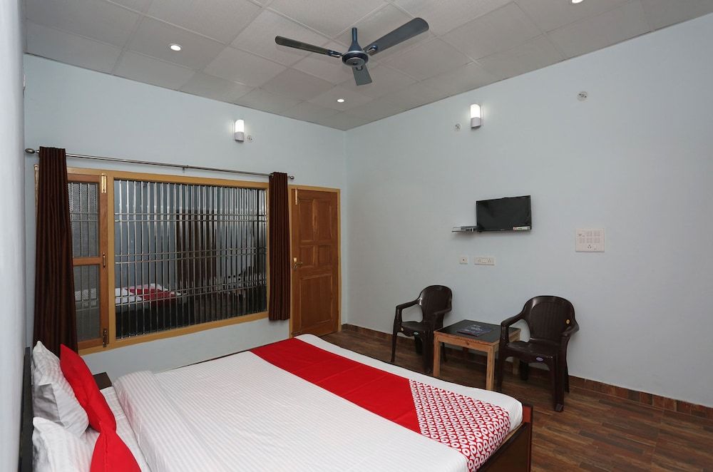 OYO 19775 Sunita Mount View Double or Twin Room 11