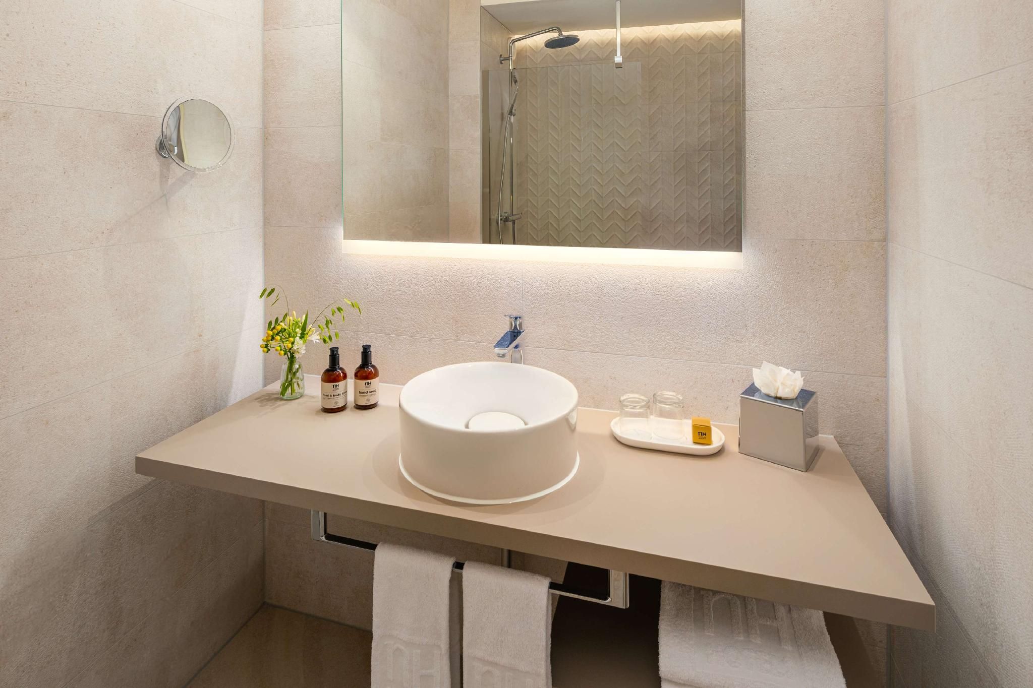 Nh Groningen Hotel Superior Room with View