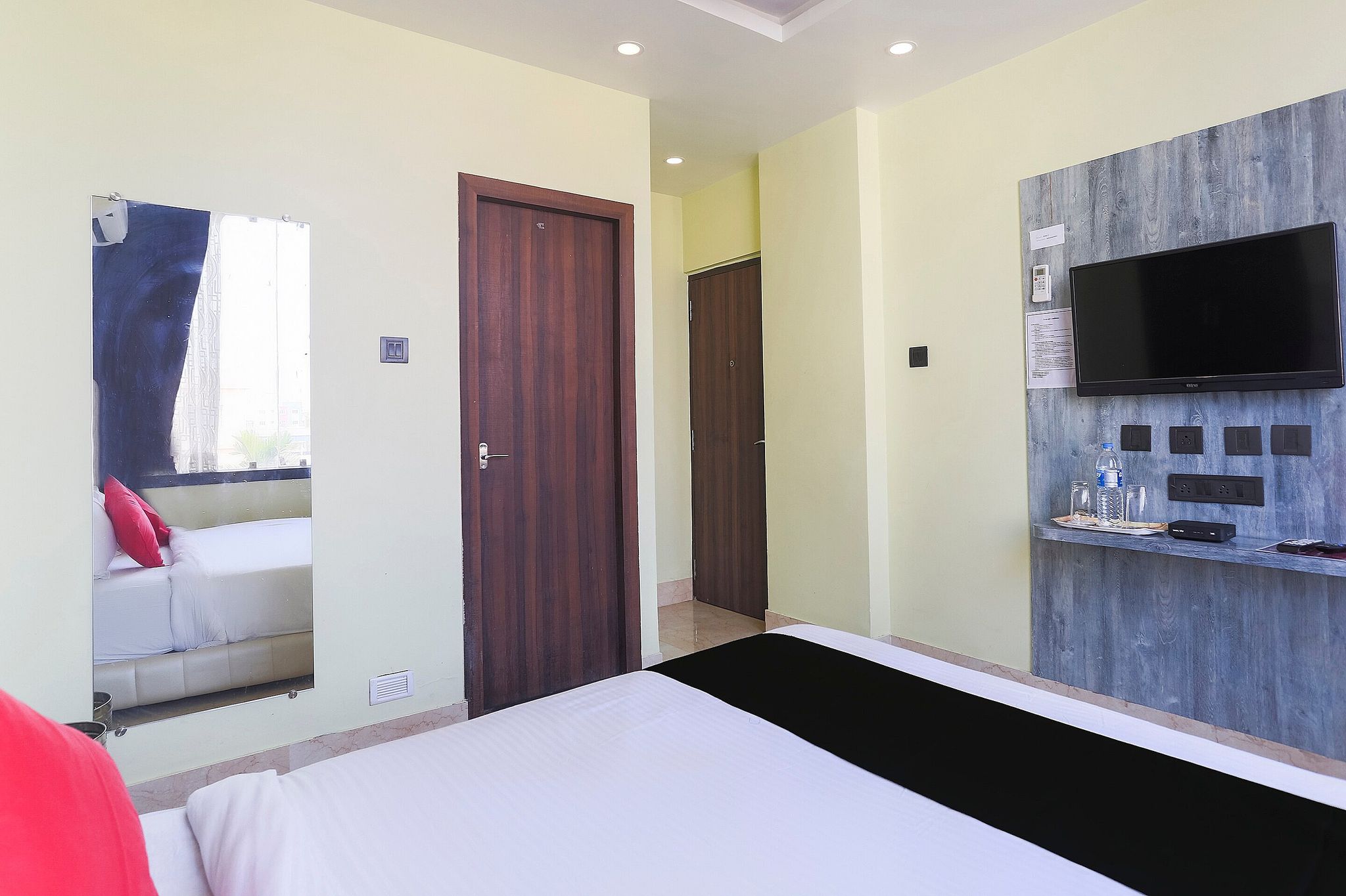 Hotel O Aspiring Inn Jyotirindra Nandi Metro Station Classic 3