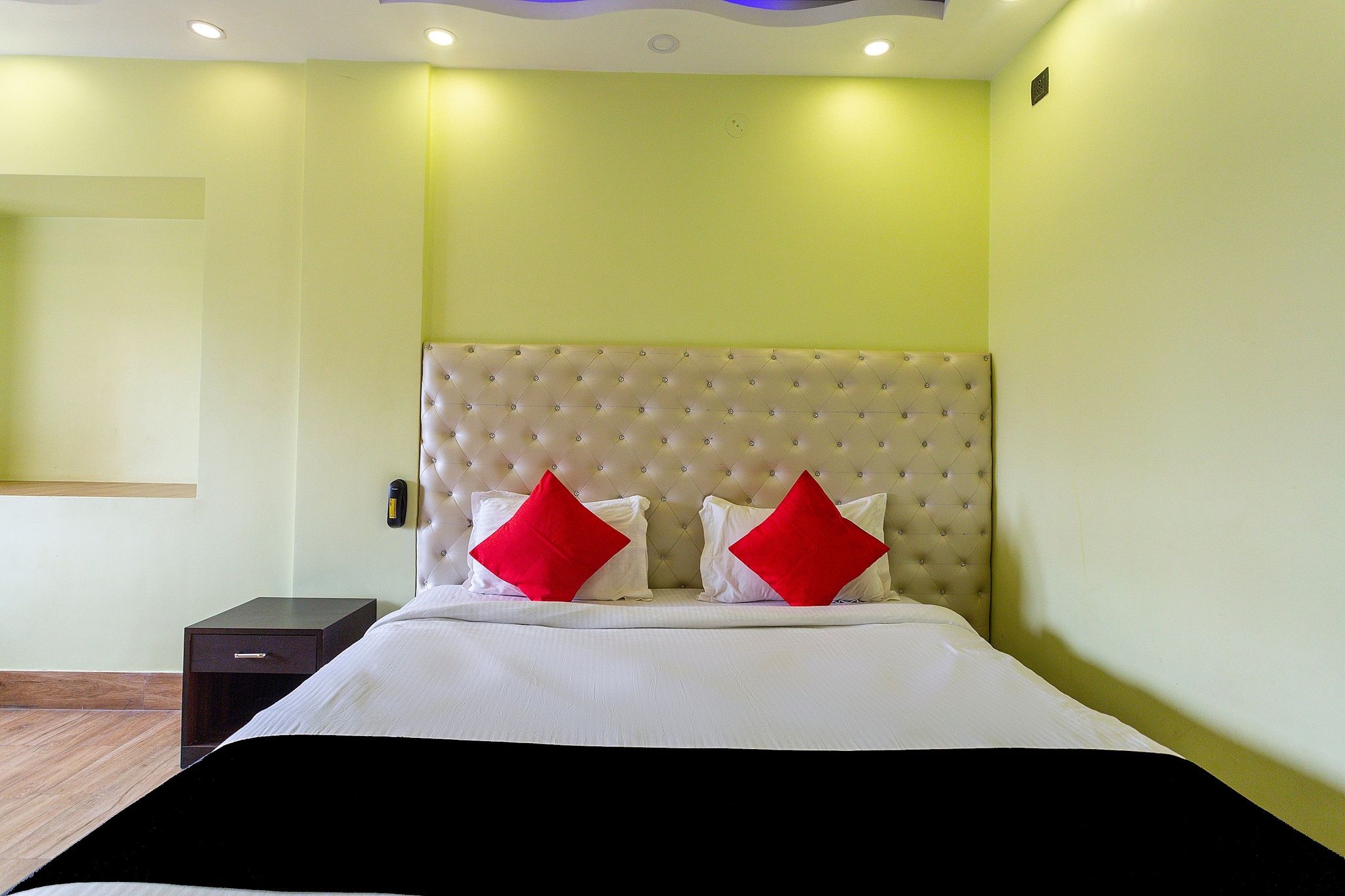 Hotel O Aspiring Inn Jyotirindra Nandi Metro Station Classic