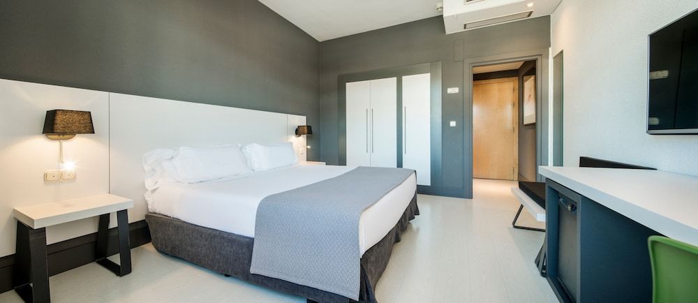 Hotel ILUNION Bilbao Double Room