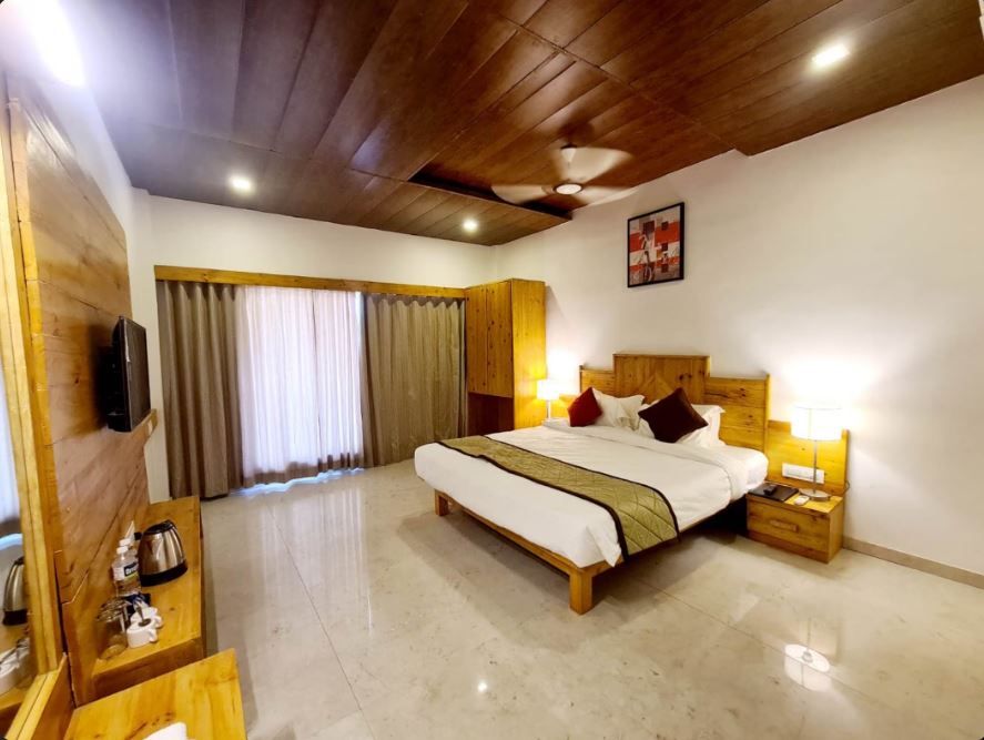 undefined Royal Resort 3