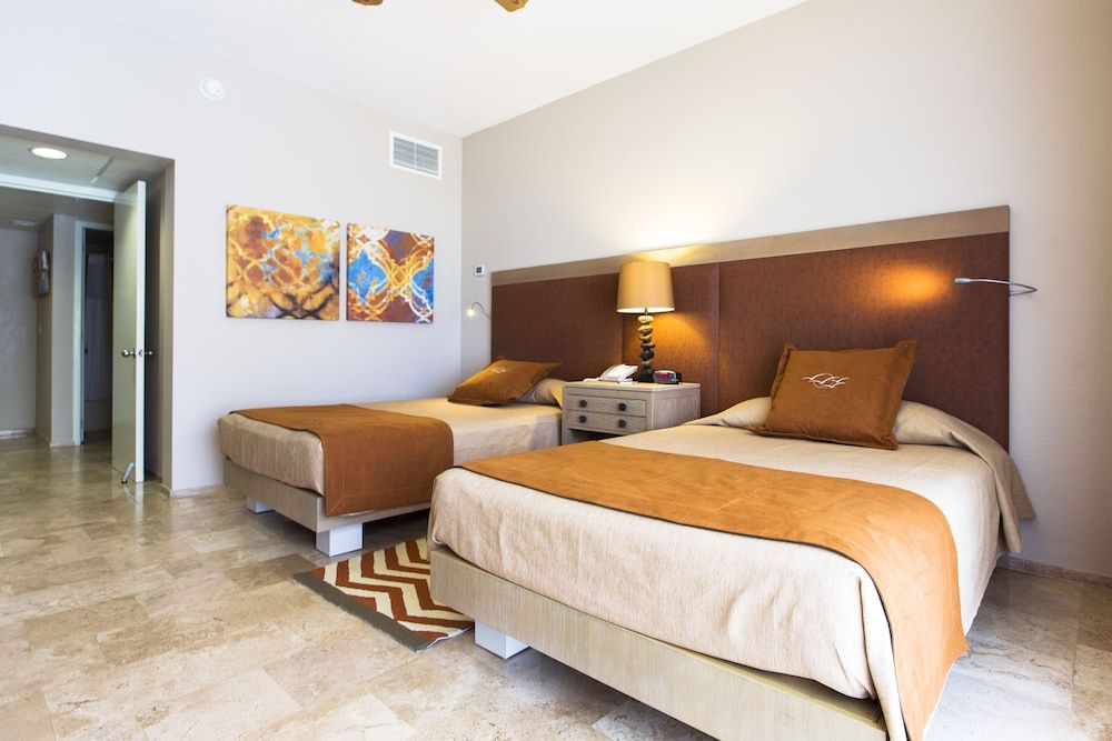 The Royal Sands Resort & Spa All Inclusive Junior Suite, 2 Double Beds, Ocean View 2