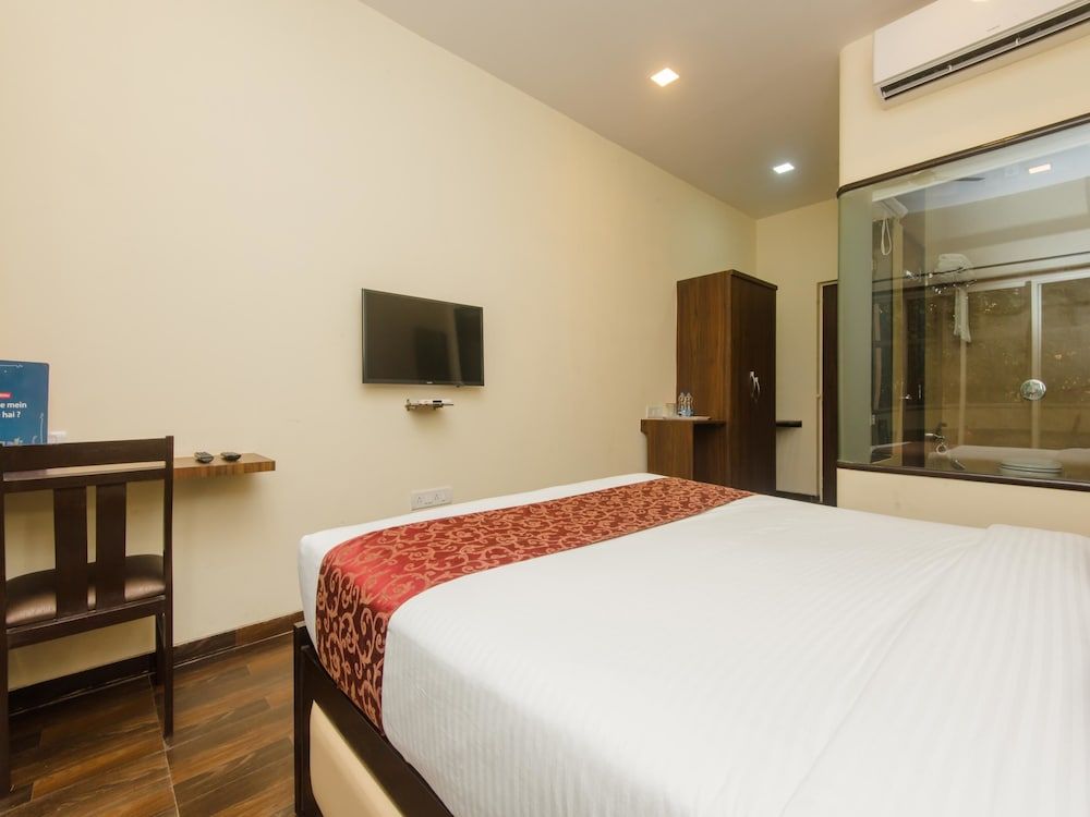 FabHotel Divine Residency