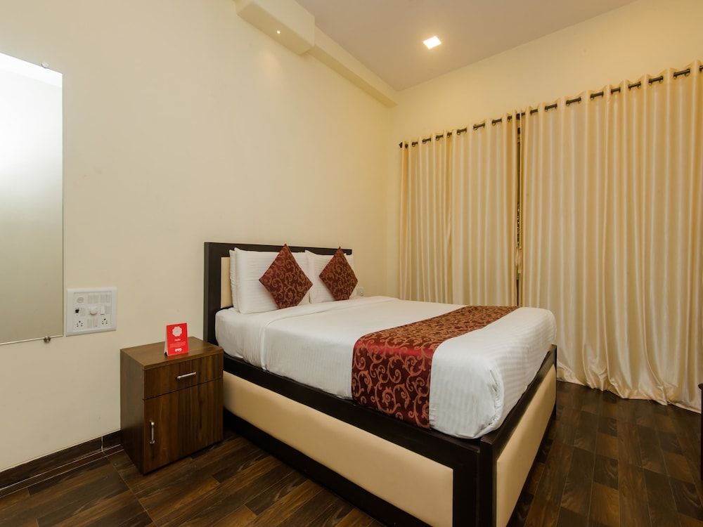 FabHotel Divine Residency