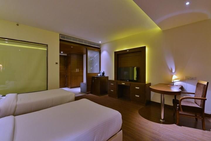 Luxury Deluxe Room with Smart Led TV