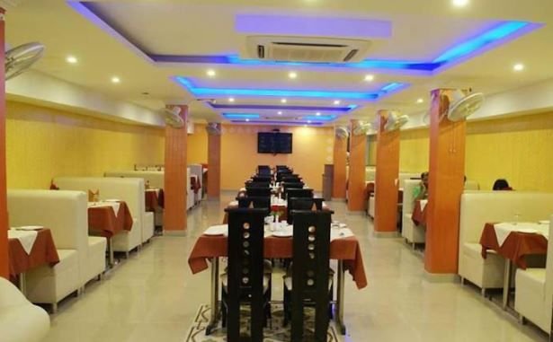 Food & Dining