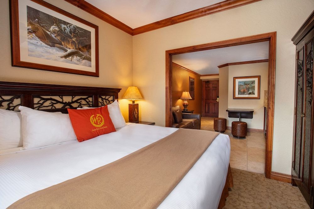 Room (Resort Select)
