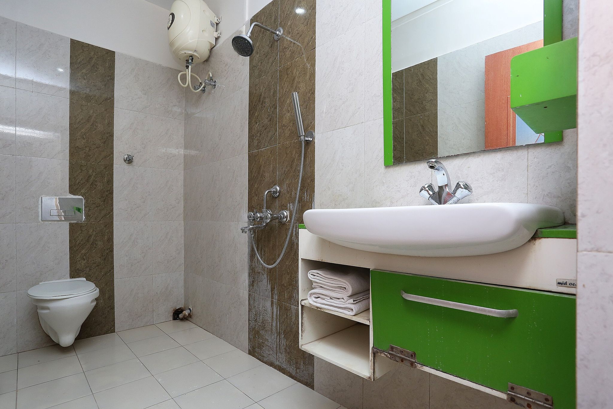 Hotel O New Mega Palace Classic Room 18