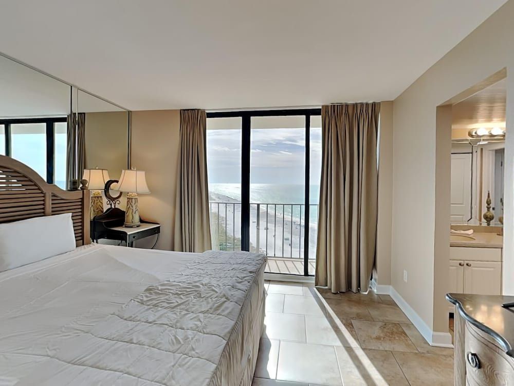 Condo, Multiple Beds, Balcony, Ocean View (T2 1001 - No Pets Allowed)
