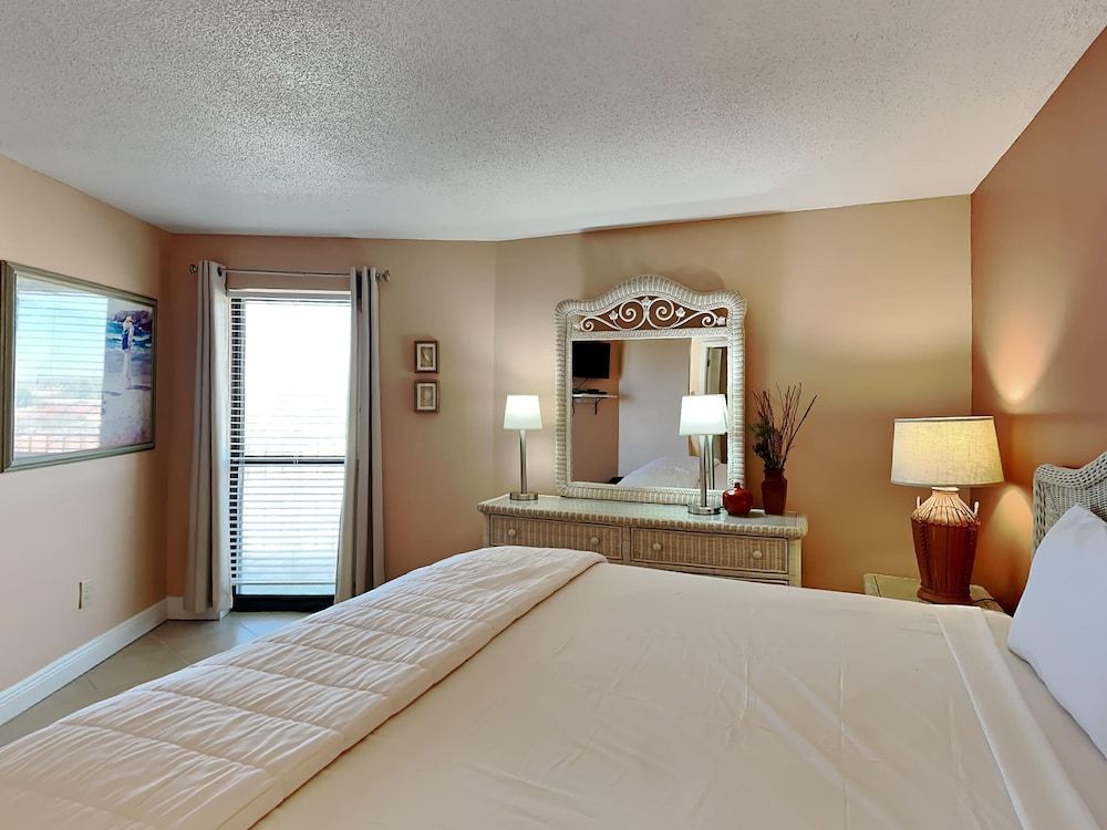 Condo, Multiple Beds, Balcony, Ocean View (T1 908 - No Pets Allowed)