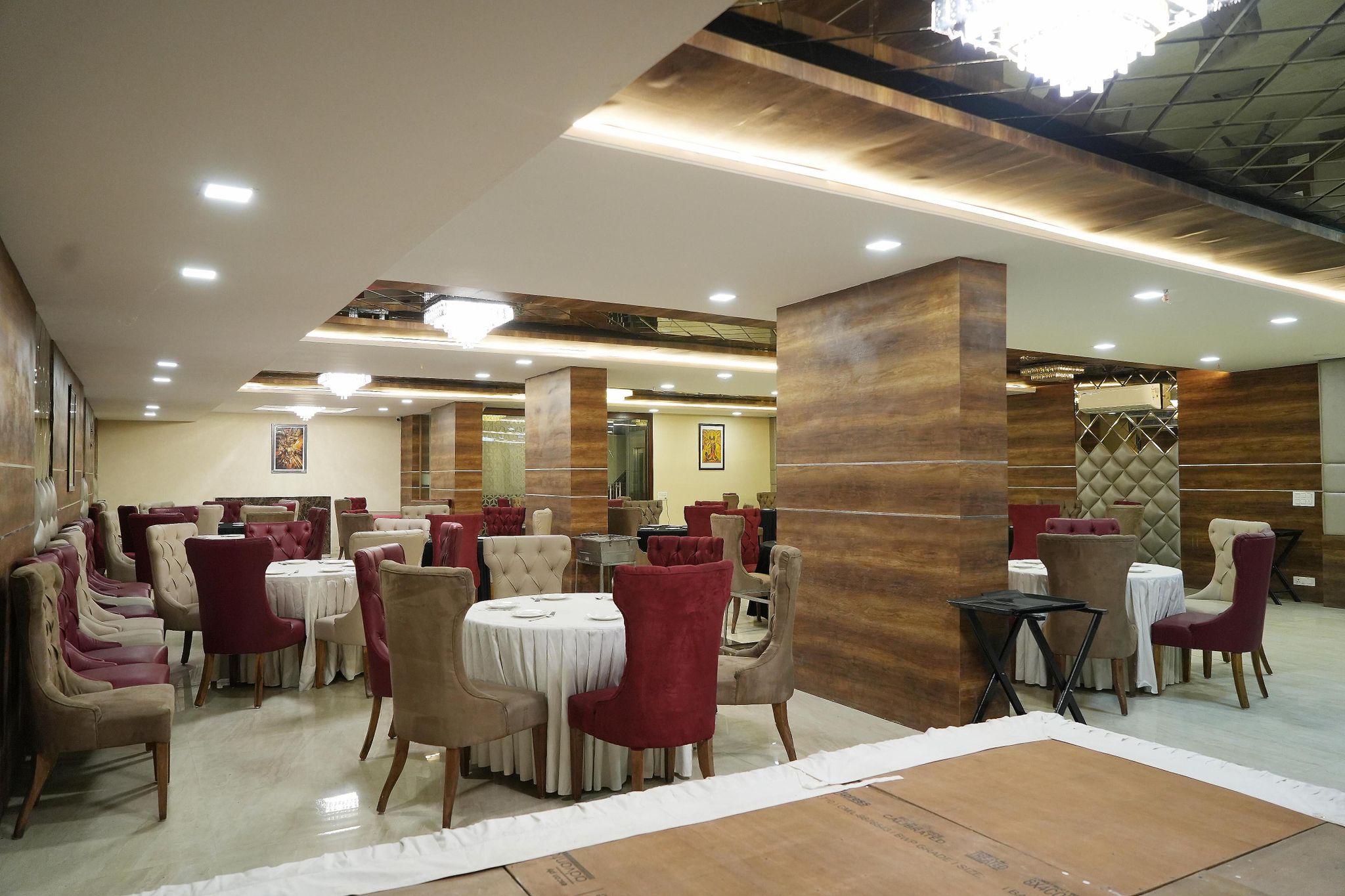 Food & Dining