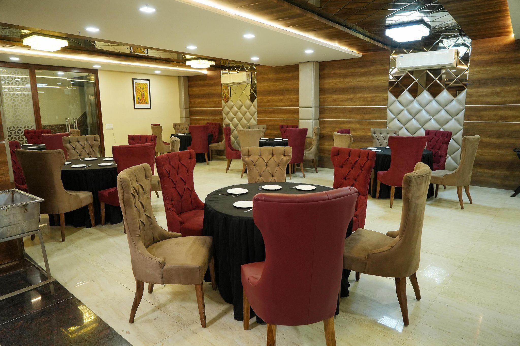 Food & Dining
