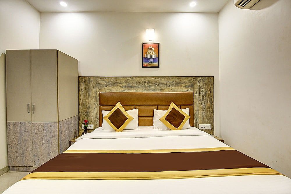 Gracious by Vishesh Hotels & Home Stay Standard Room 16