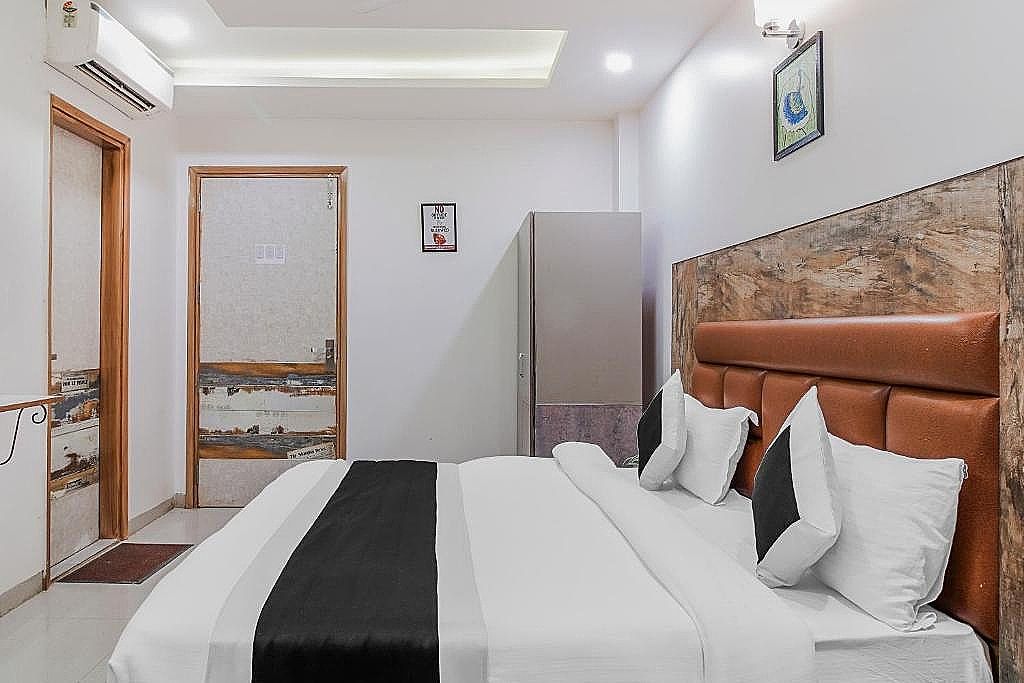 Gracious by Vishesh Hotels & Home Stay Mixed Dormitory Room 10