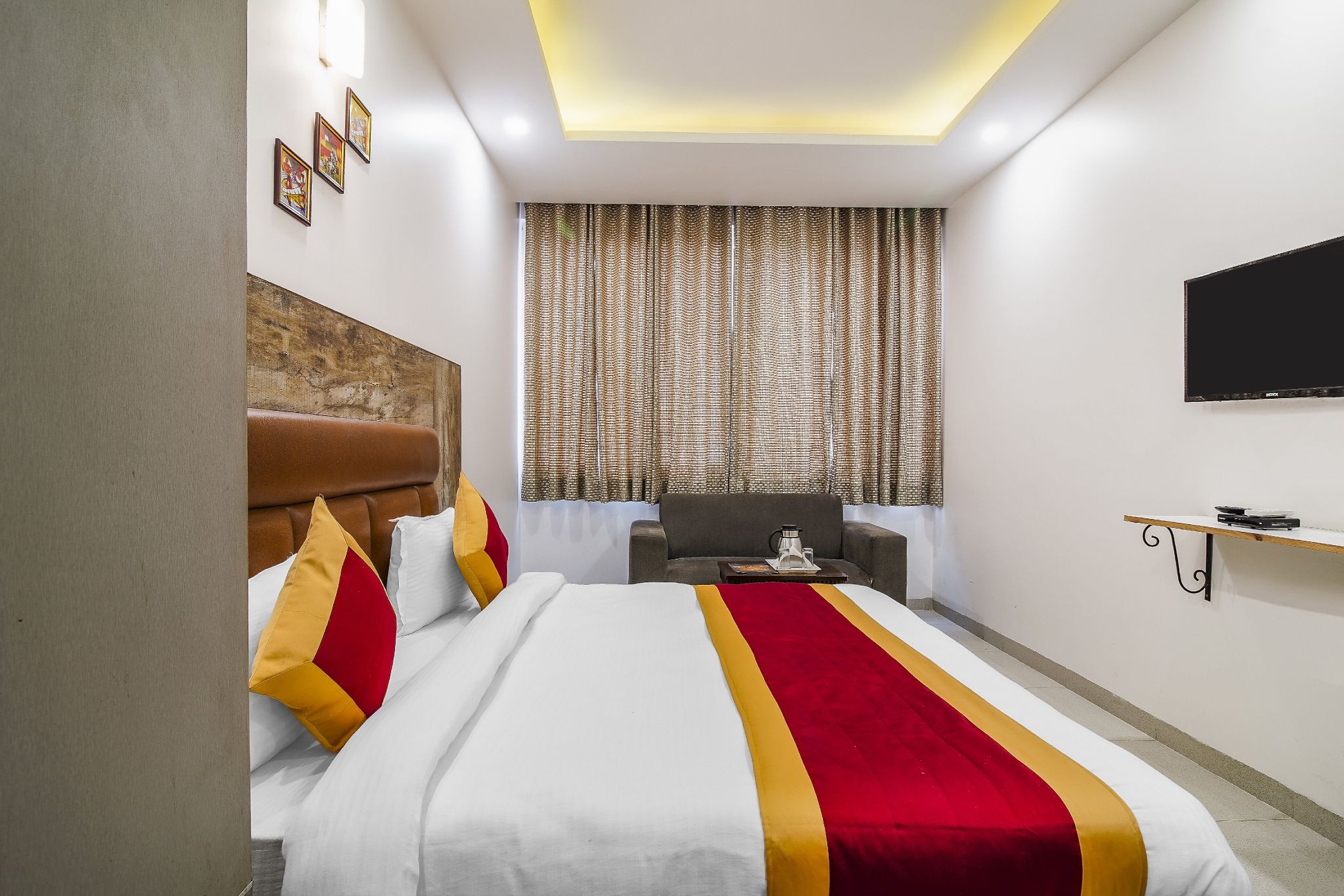 Gracious by Vishesh Hotels & Home Stay Mixed Dormitory Room 13