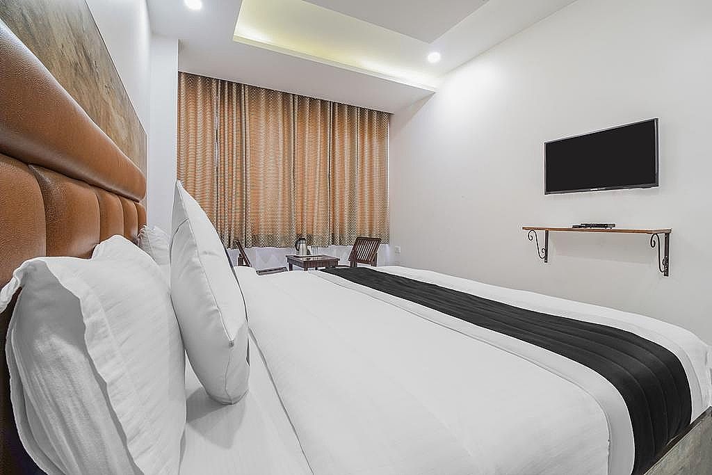 Gracious by Vishesh Hotels & Home Stay Mixed Dormitory Room 14