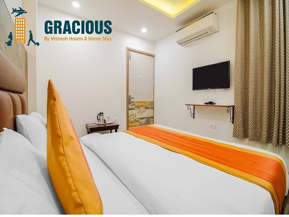 Gracious by Vishesh Hotels & Home Stay Standard Room 18