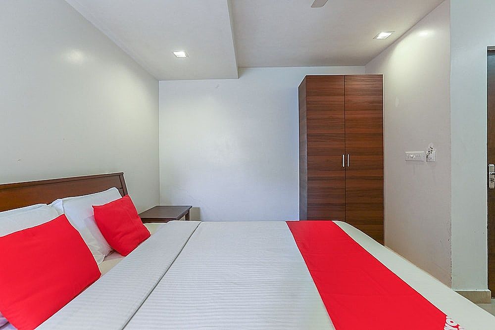 OYO 454 Hotel Aravindar Residency Deluxe Double or Twin Room 4