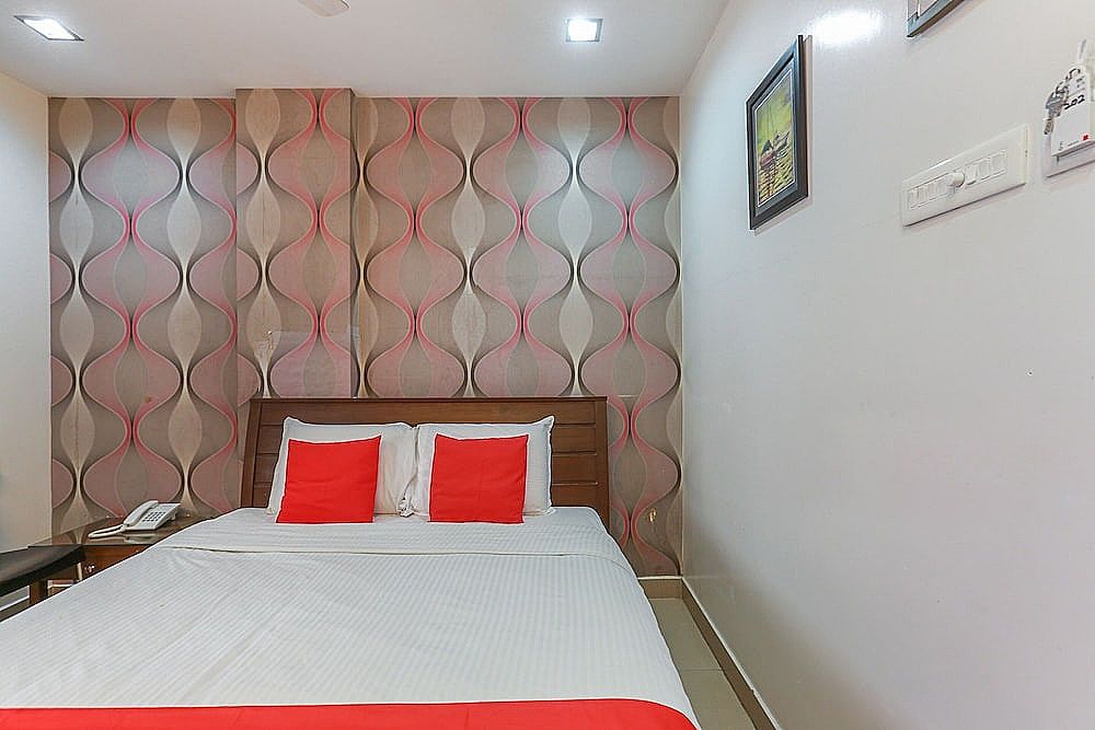 OYO 454 Hotel Aravindar Residency Double or Twin Room 3