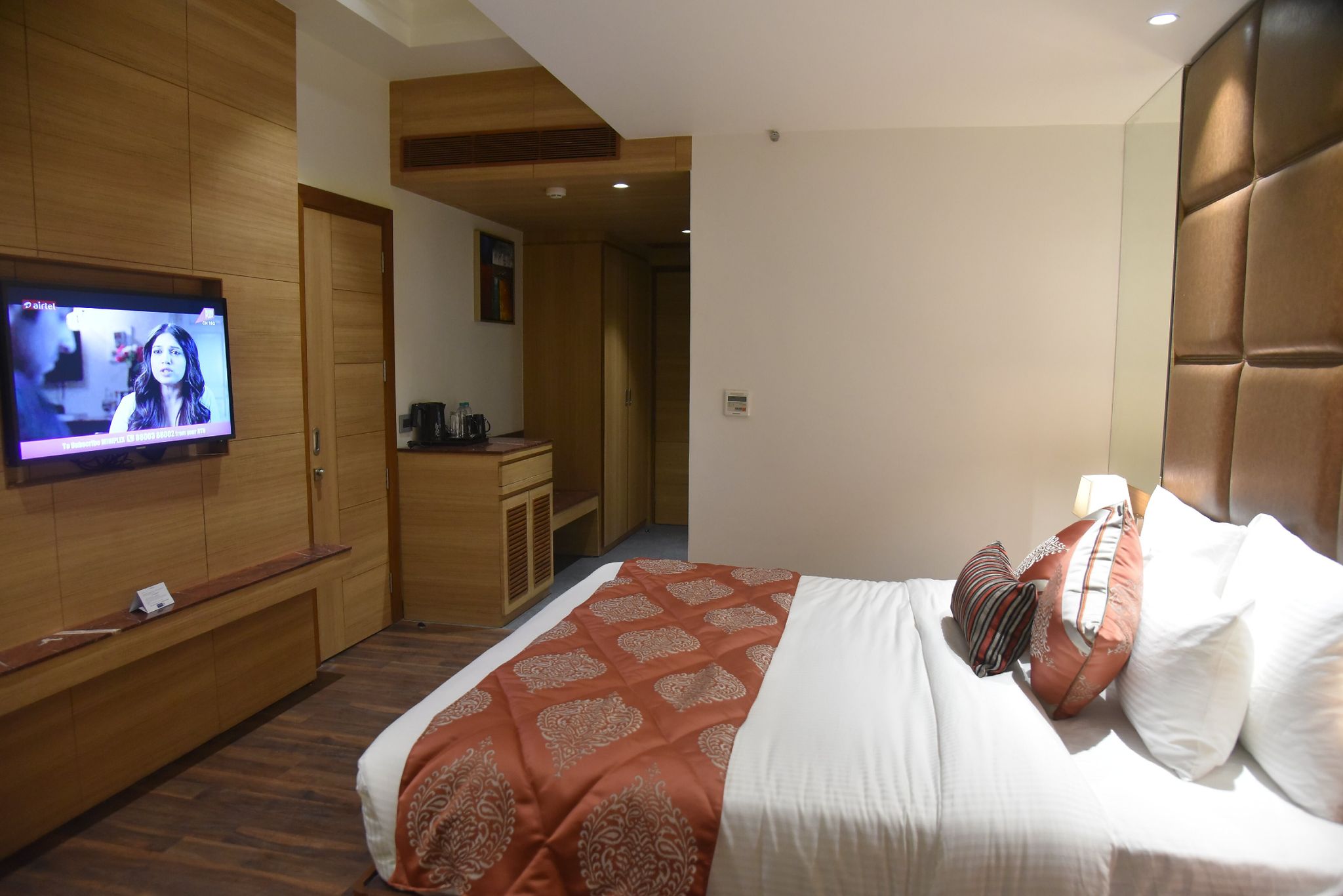 Best Western La Vista Pathankot 1 King Bed, Non-Smoking, Superior Room, Air-Conditioned, In-Room Safe, Hairdryer, Wi-Fi, Full Breakf