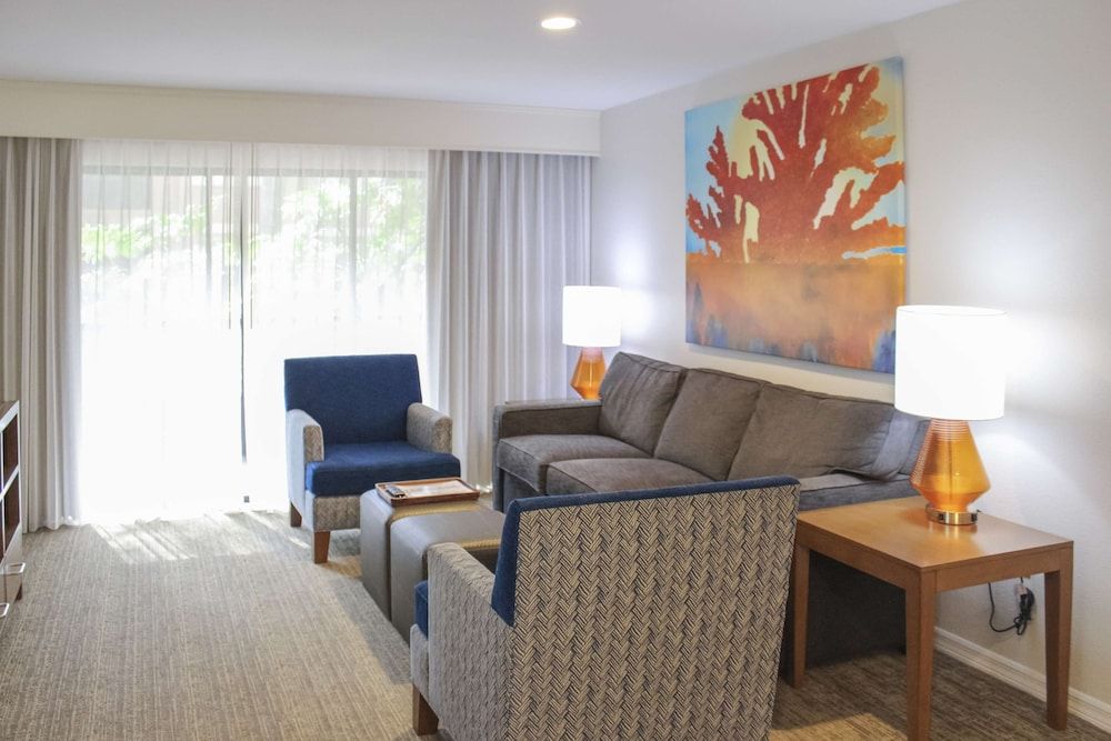 Hilton Vacation Club Polynesian Isles Kissimmee 2 Bedroom 1 King and 2 Twin Suite 14