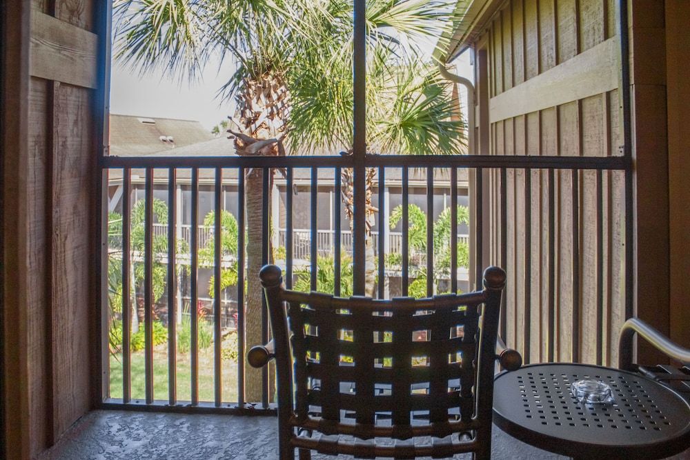 Hilton Vacation Club Polynesian Isles Kissimmee 2 Bedroom 1 King and 2 Twin Suite 6