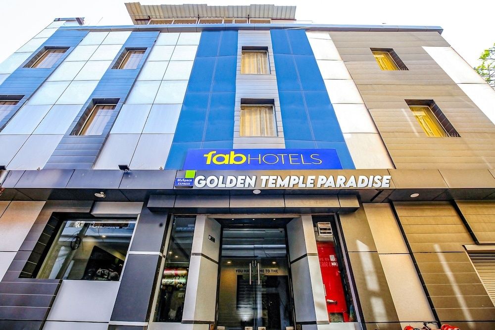undefined Hotel Golden Paradise 4
