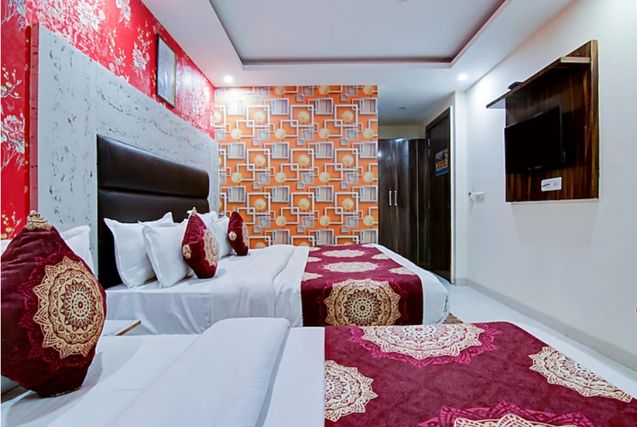 Triple Bed Room