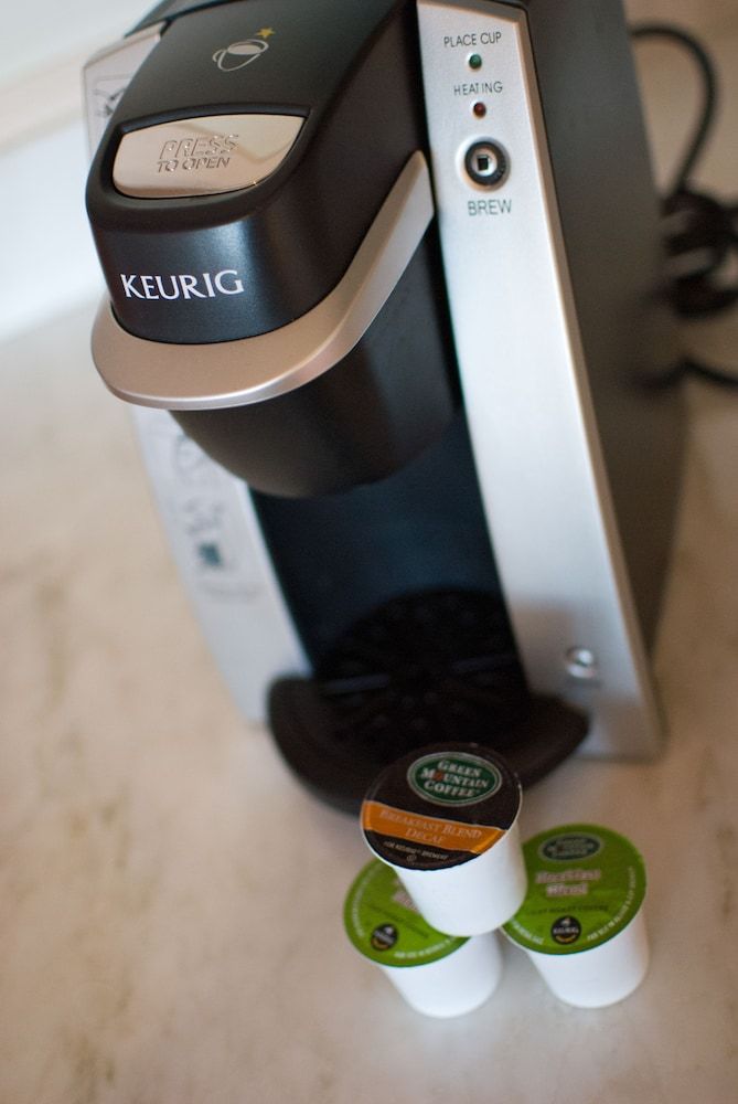 undefined Spindrift Inn 10