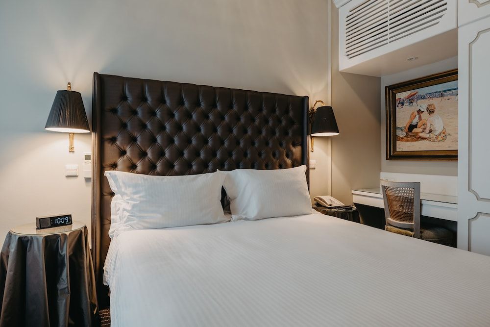 Hotel Manos Premier Classic Double Room 2