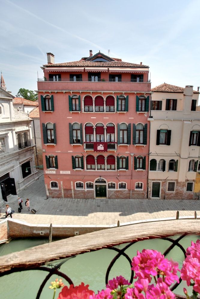 undefined Palazzo Schiavoni Residenza d’Epoca 8