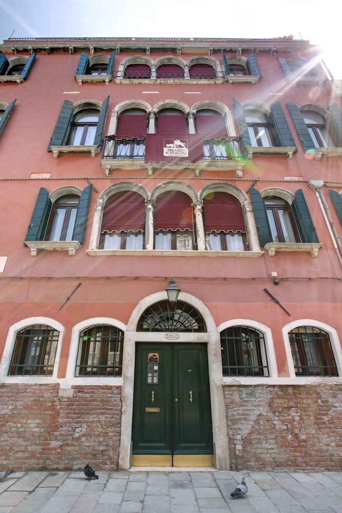 undefined Palazzo Schiavoni Residenza d’Epoca 9