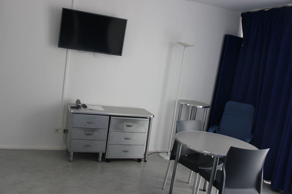 Les Thermes Superior Studio 18