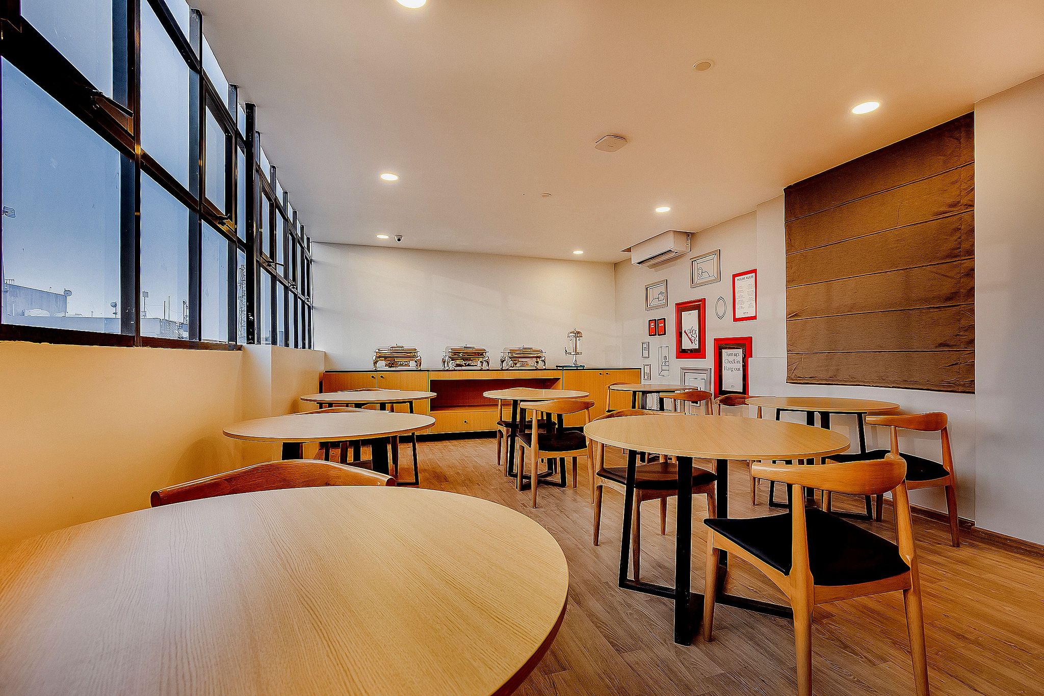 Food & Dining